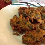 Deliciosos Pakoras de Espinacas y Patatas - Receta Tradicional India