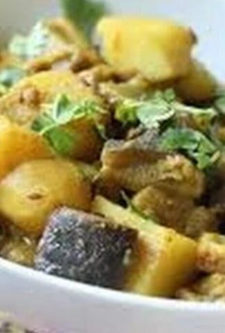 Receta de Aloo Baingan - Deliciosa Comida India Vegetariana