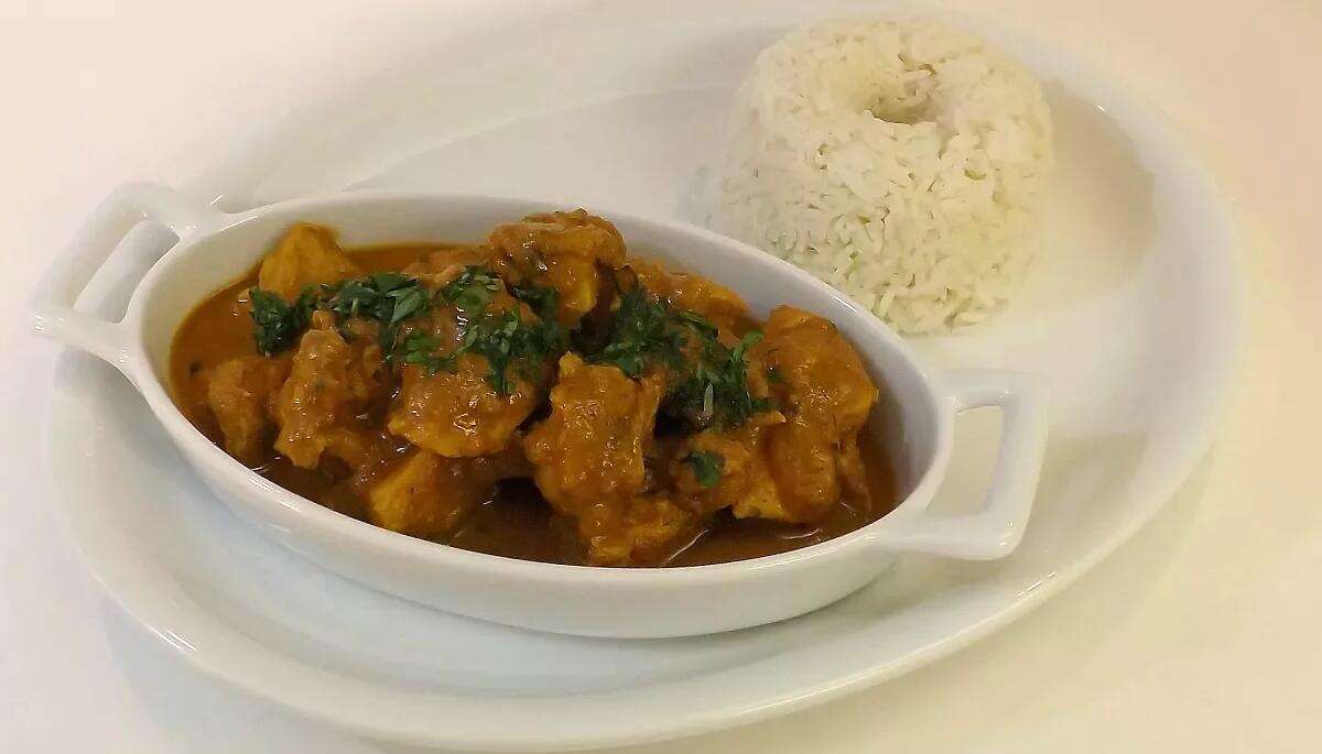 Pollo al Curry (Estilo Hindú)
